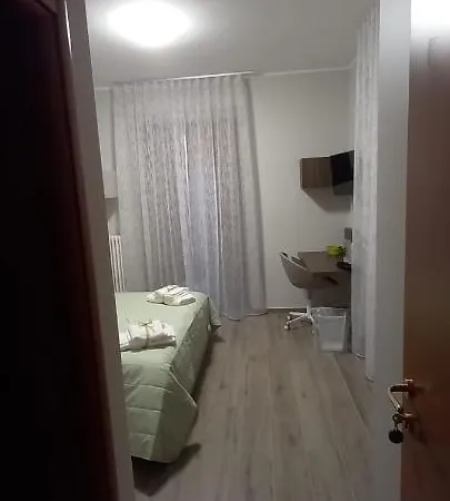 La Terrazza Del Nocleg ze śniadaniem 3*