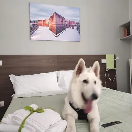 La Terrazza Del Nocleg ze śniadaniem 3*